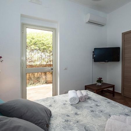 B&B Villa Eleonora Реальмонте Экстерьер фото